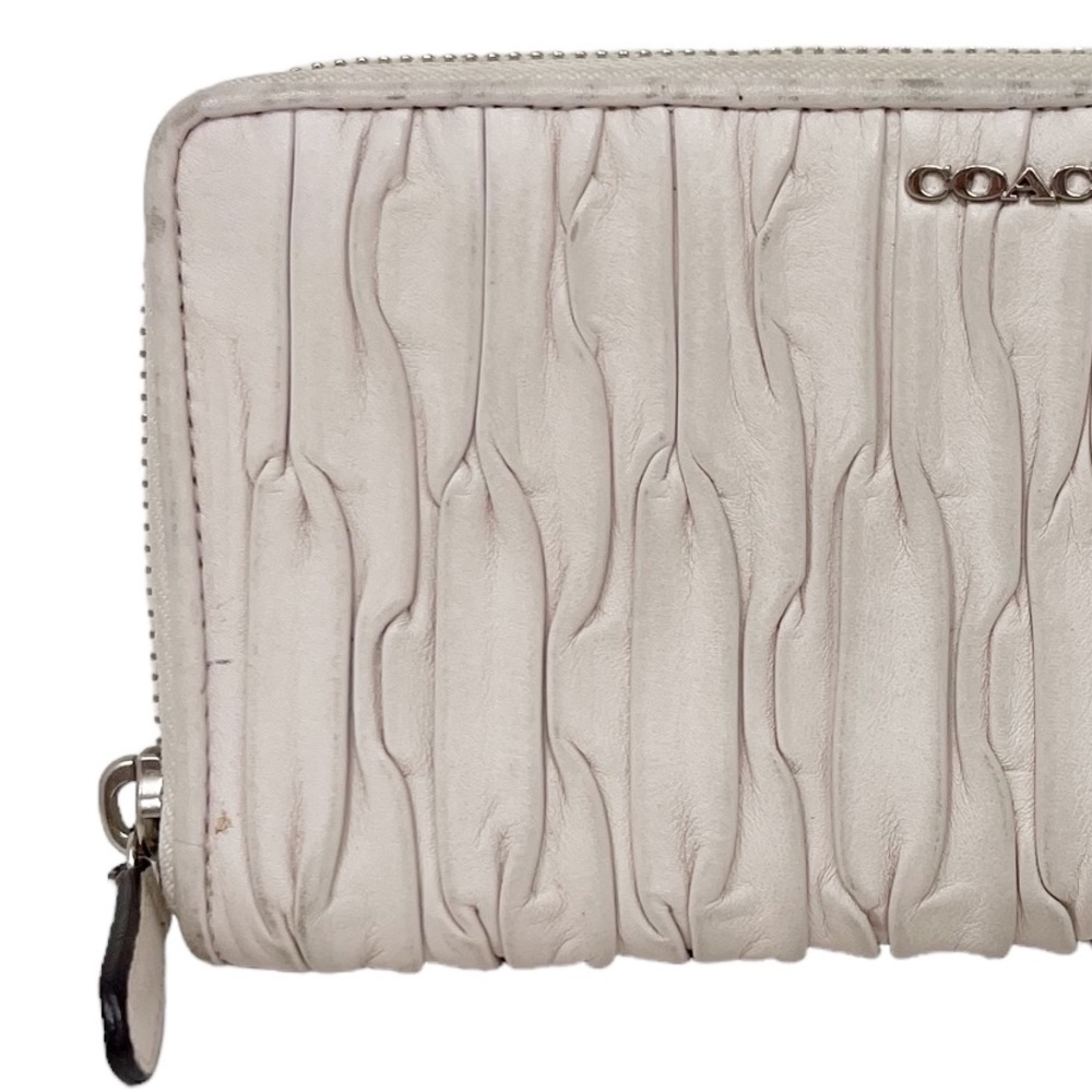 COACH Leather Ruched Wallet - RARE - Picture 15 of 16